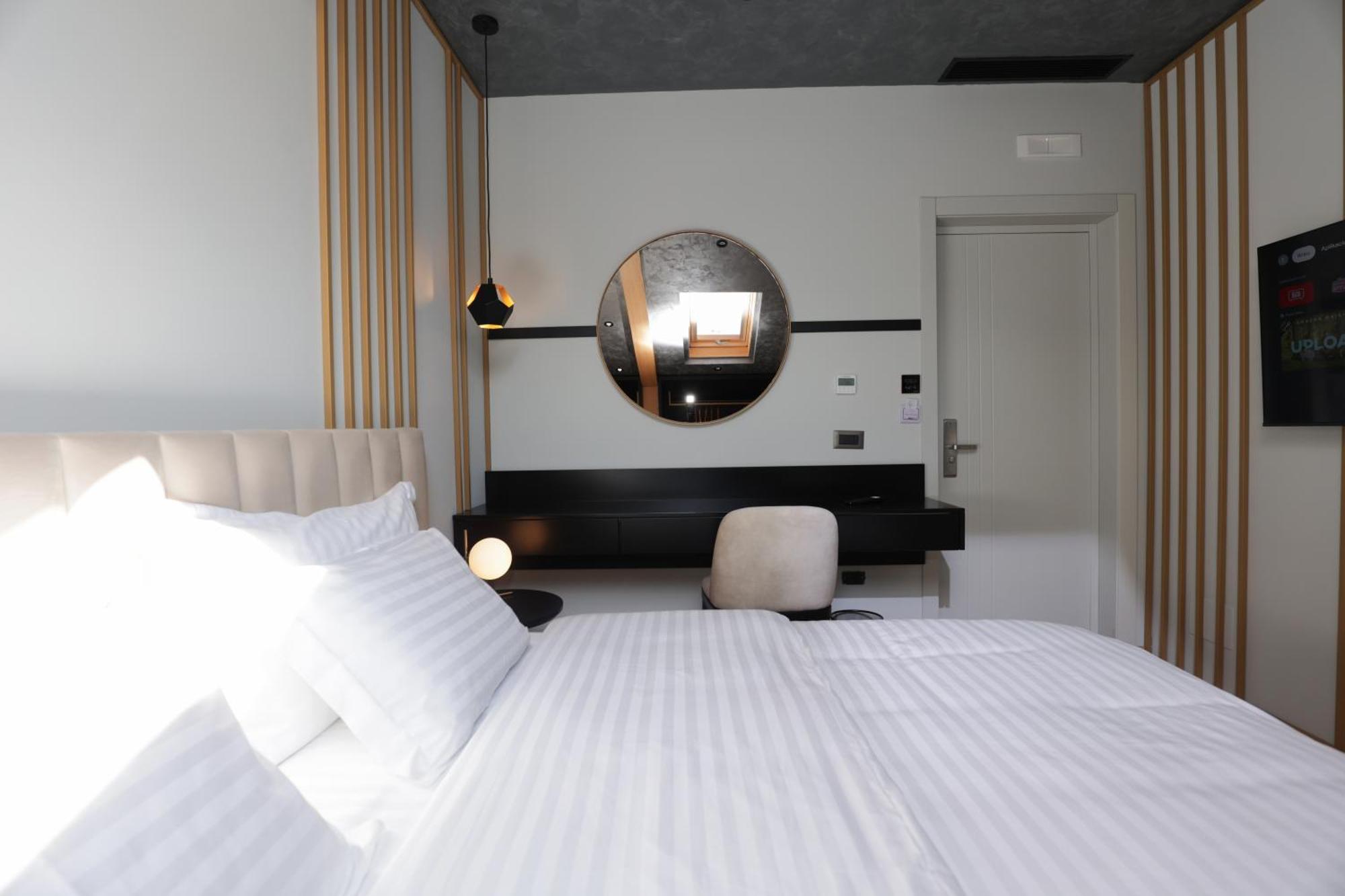 Gremmy Boutique Hotel Τίρανα Εξωτερικό φωτογραφία
